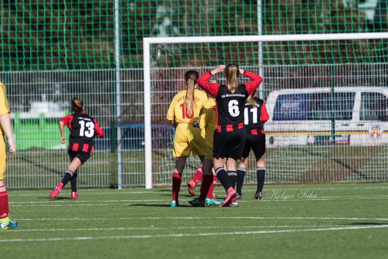 Bild 271 - B-Juniorinnen SG Weststeinburg/Bei - SV Fisia 03 : Ergebnis: 1:2